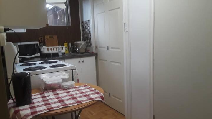 Private Room Near Airport Mississauga Extérieur photo